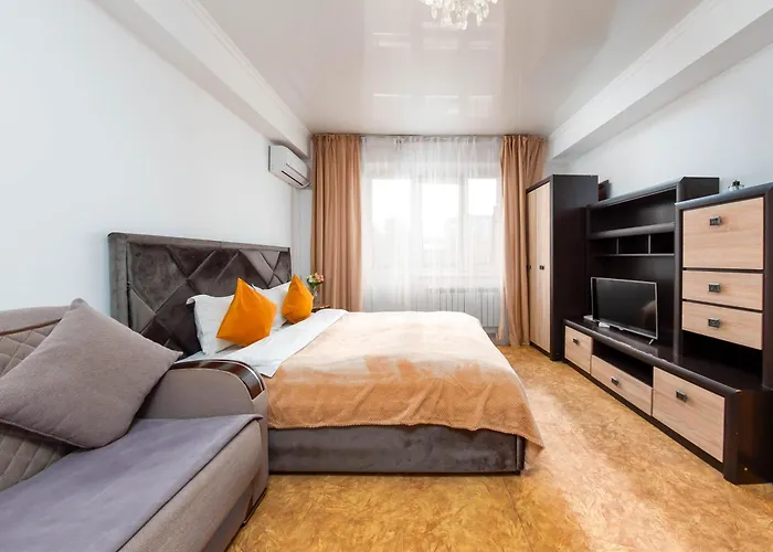 Apartment Оn Makatayeva 5 B